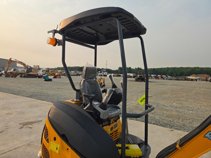 #5090-•-2026-future-ft30-mini-excavator-image-37