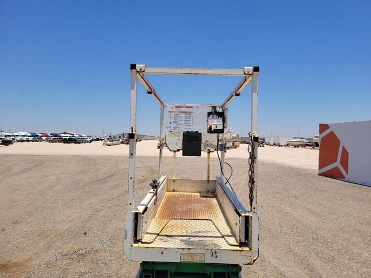 2018-jlg-1932r-image-17