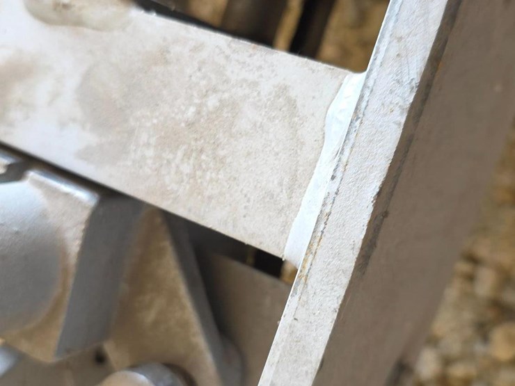 10-ton-floor-jack-&-steinbauer-chips-image-12