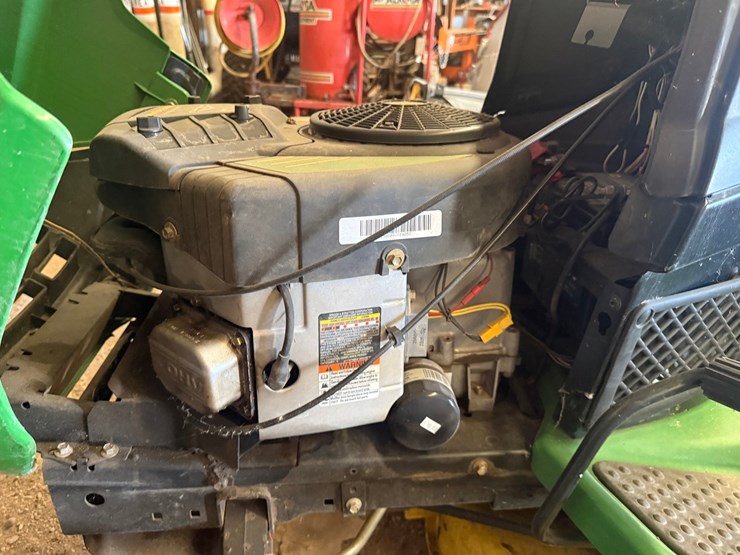 john-deere-145-image-6