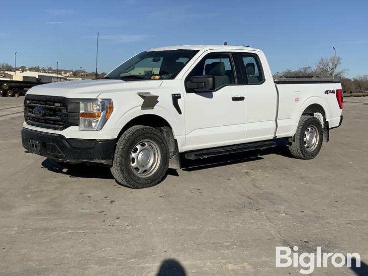 2021-ford-f150-xl-image-1