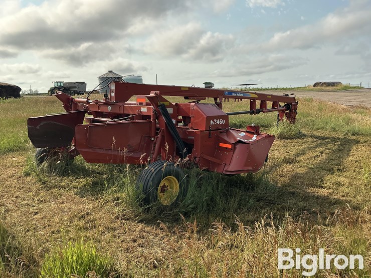 new-holland-h7460-image-5