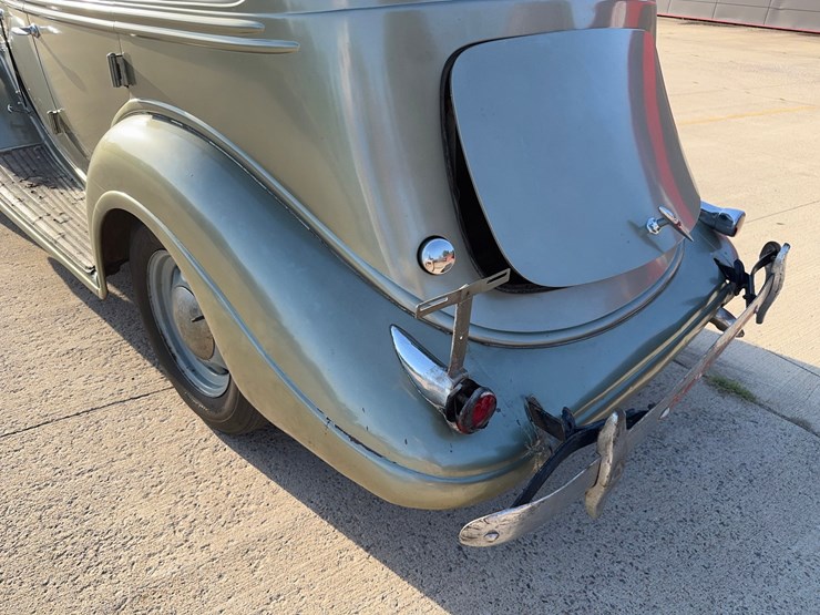 #1876-•-1935-hudson-teraplane-sedan-image-21