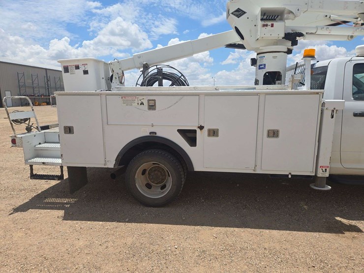 2011-ram-4500-slt-image-13