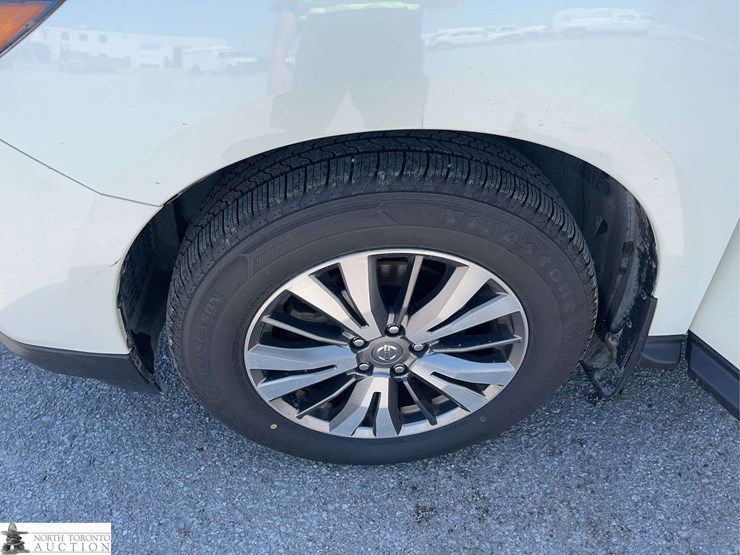 2020-nissan-pathfinder-image-25