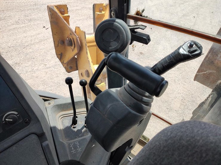 2016-deere-310sl-hl-image-36