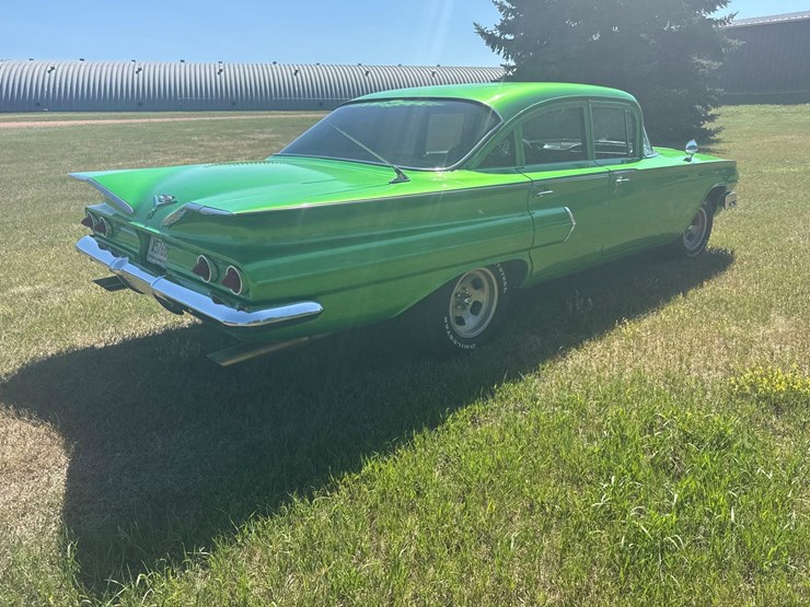 1960-chevrolet-biscayne-sedan-image-7