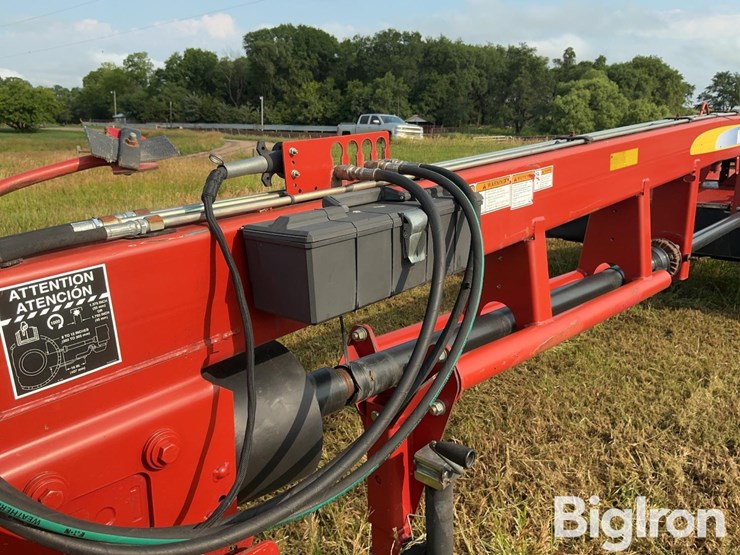 new-holland-h7460-image-14