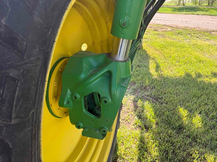 2011-john-deere-4830-image-15