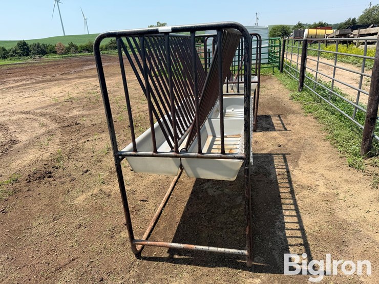 horse-hay-feeder-image-8