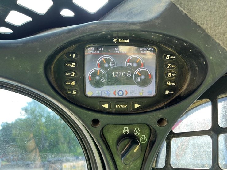 2015-bobcat-t650-image-18