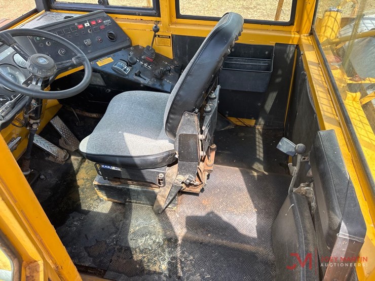 volvo-a25b-image-19