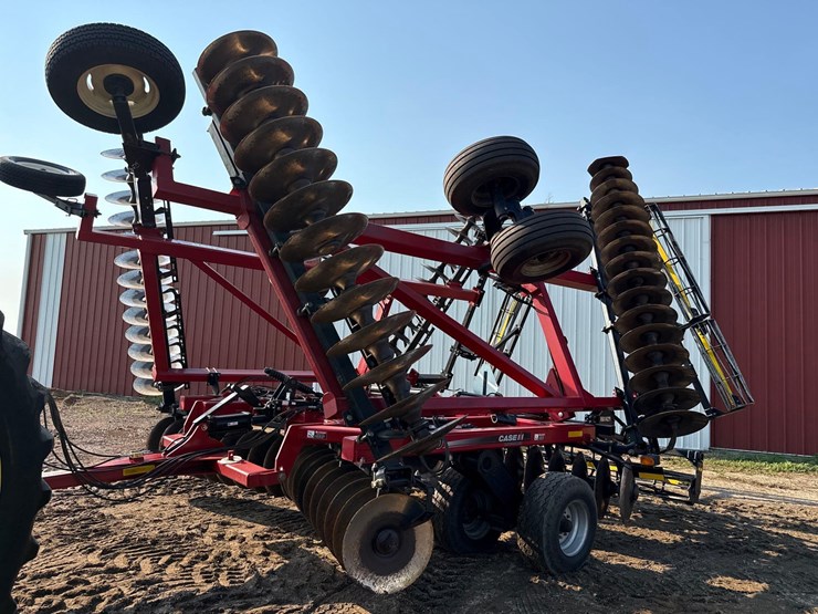 2012-case-ih-370-image-5
