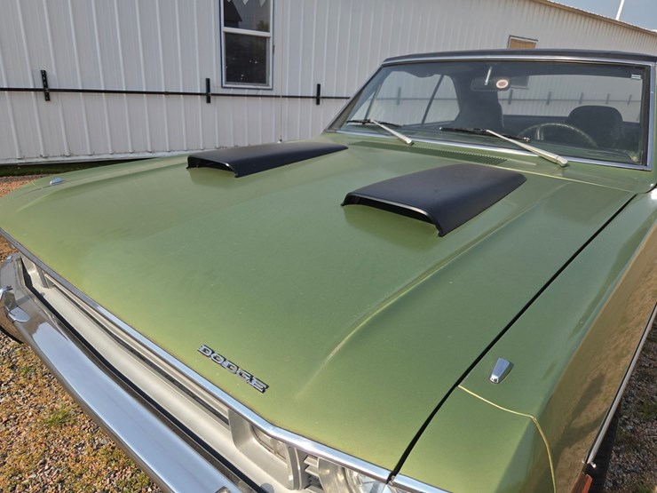 #1835-•-1972-dart-swinger-image-12