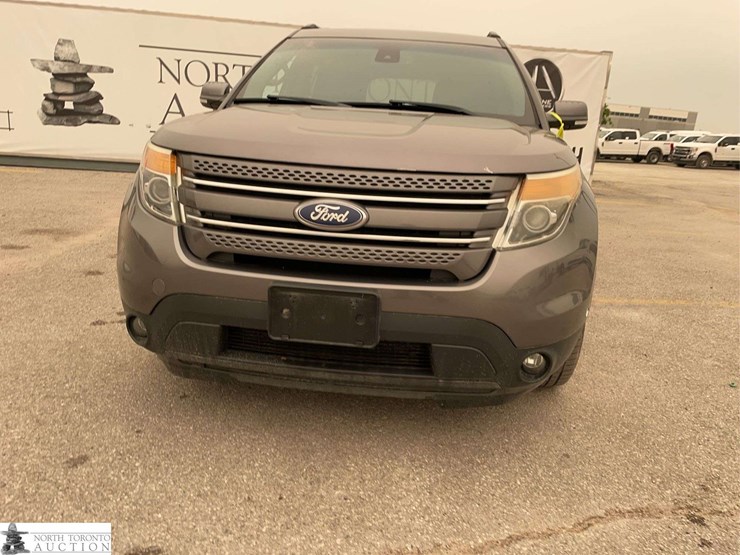2014-ford-explorer-image-2