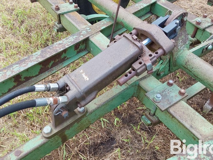 john-deere-15-image-12