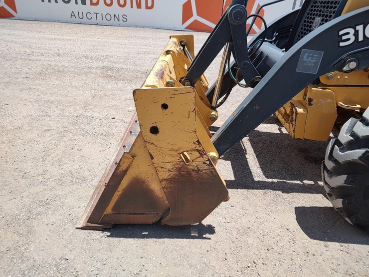 2011-deere-310sj-image-10