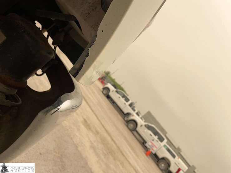 2017-international-durastar-4300-image-28