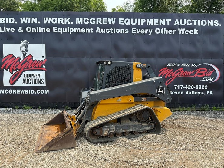 2023-deere-331g-image-1