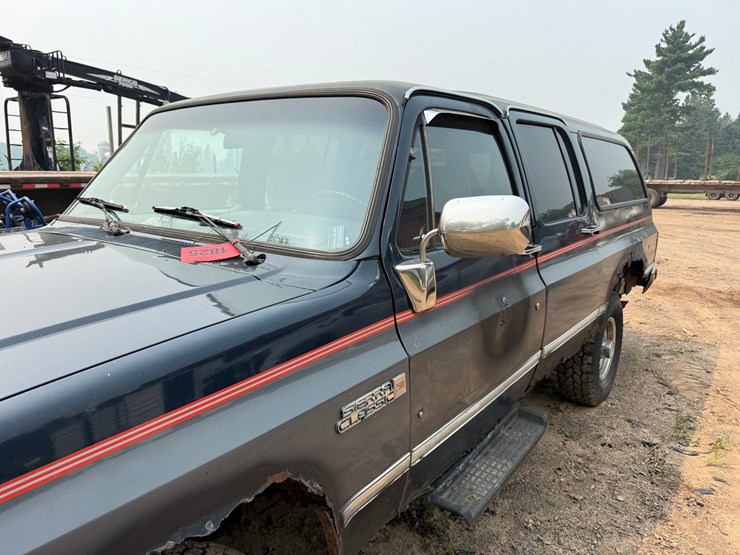 1987-gmc-suburban-image-26