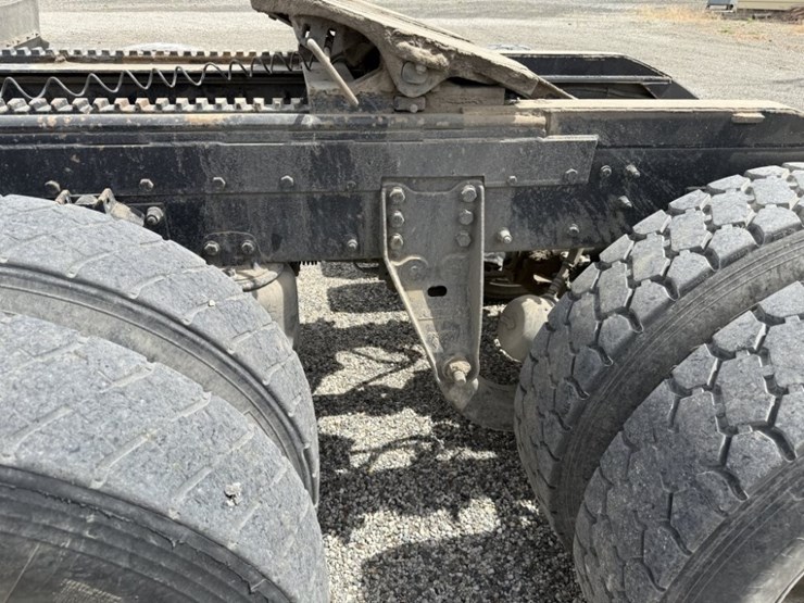 2000-kenworth-t800b-image-18