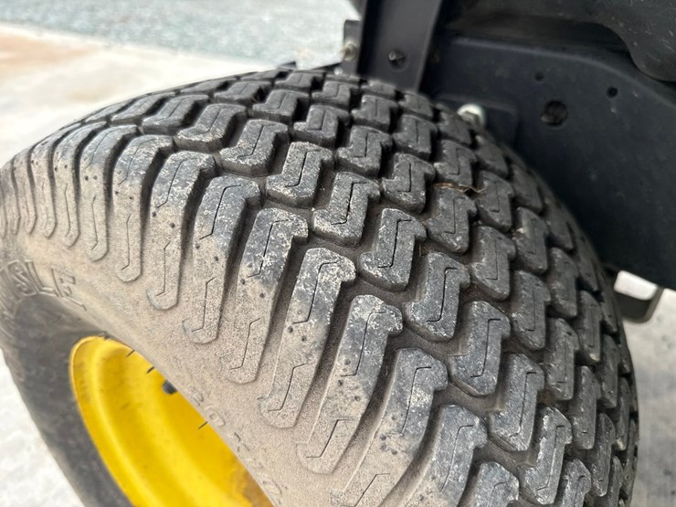 2017-john-deere-x350-image-36