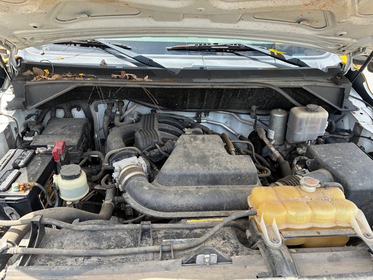 2019-nissan-nv2500-image-12