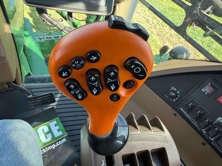 2011-john-deere-4830-image-38