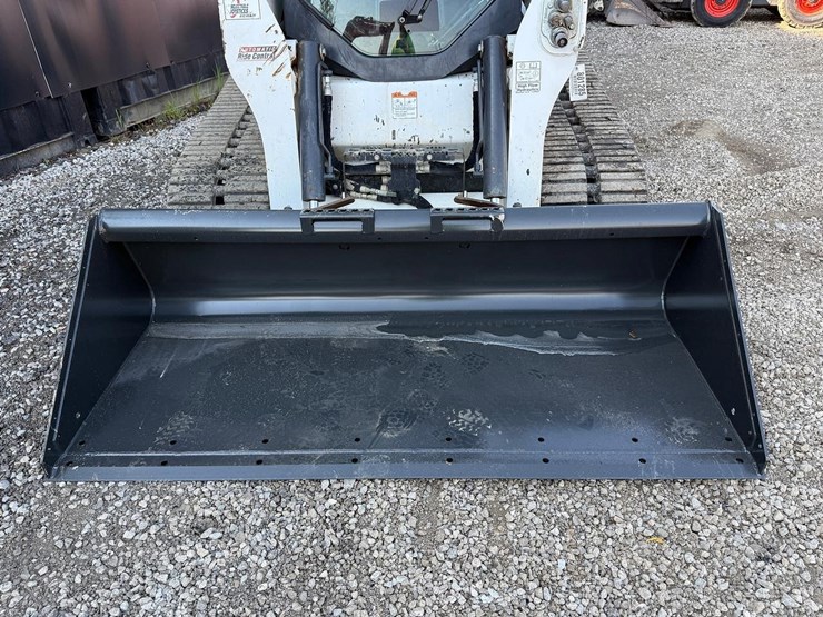 2022-bobcat-t770-image-9