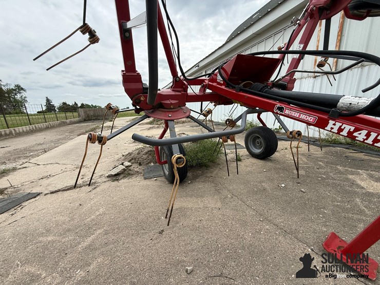 2014-bush-hog-ht417h-image-11