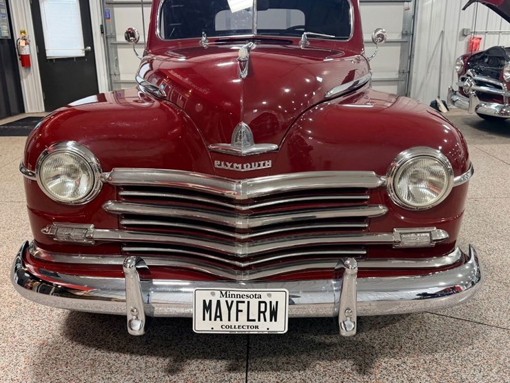 #1880-•-1947-plymouth-deluxe-convertible-image-19