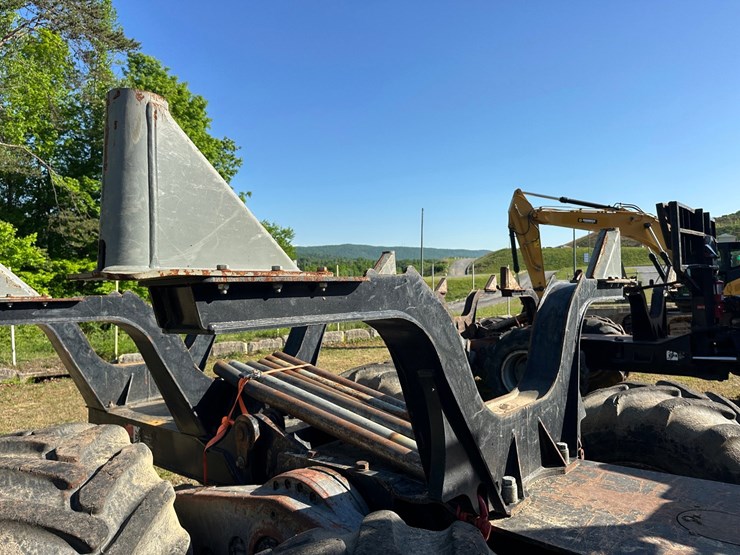 2014-timberpro-tf830-image-36