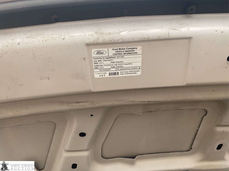 2012-ford-cargo-image-20
