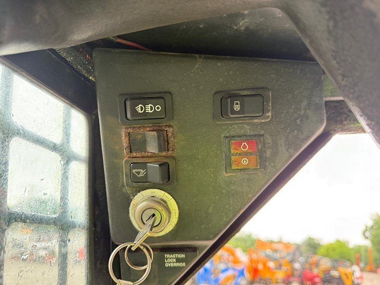 bobcat-763-image-23
