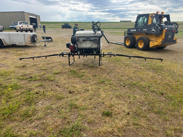demco-sprayer-image-4