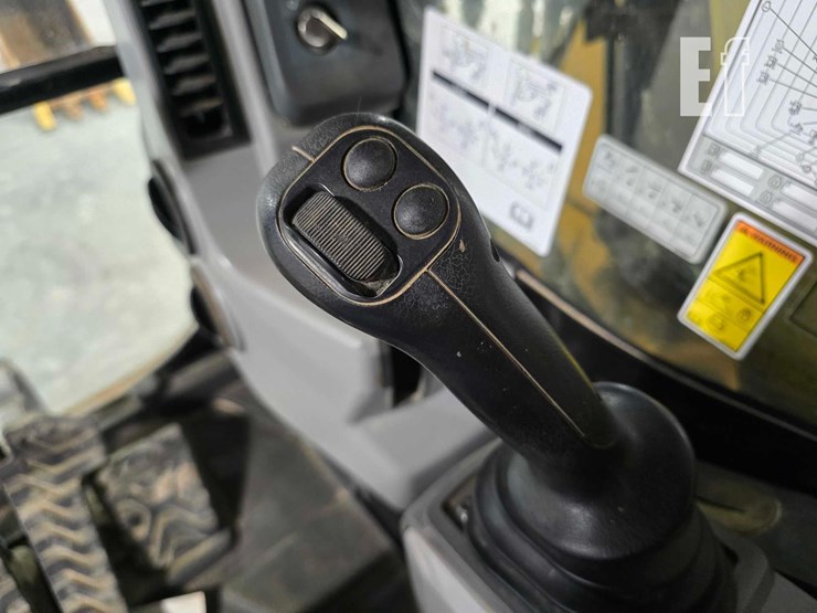 2019-caterpillar-315f-lcr-image-19