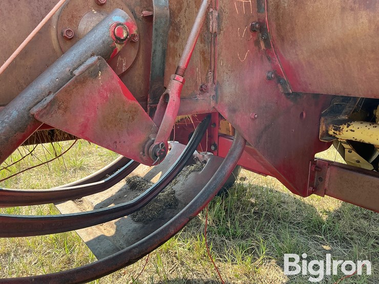 new-holland-68-image-14