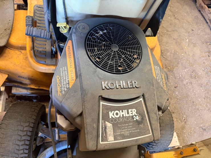 cub-cadet-1050-image-8