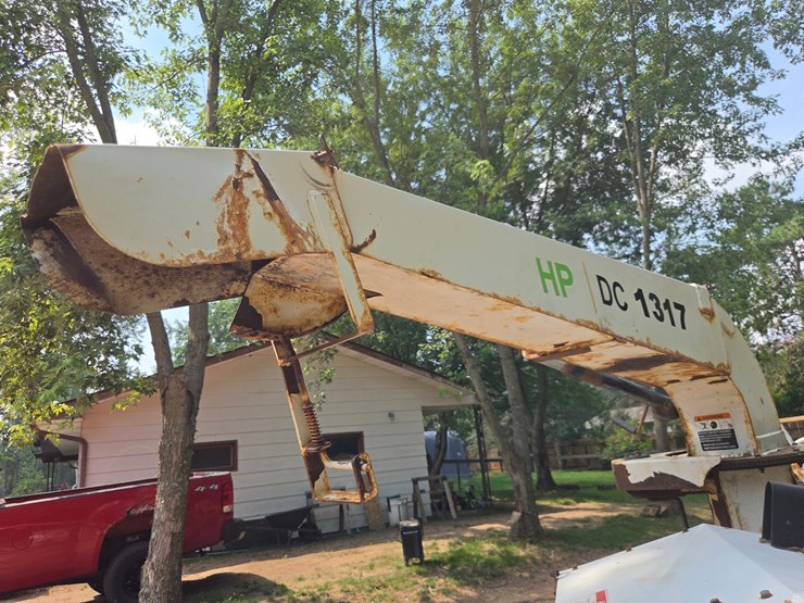 #1801-•-2016-altec-towable-wood-chipper-image-51