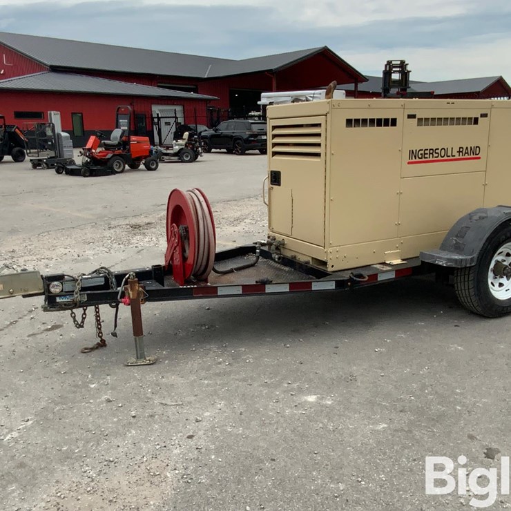 2008 INGERSOLL-RAND P185