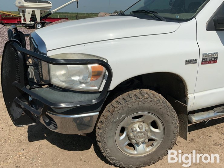 2009-dodge-ram-2500-image-15