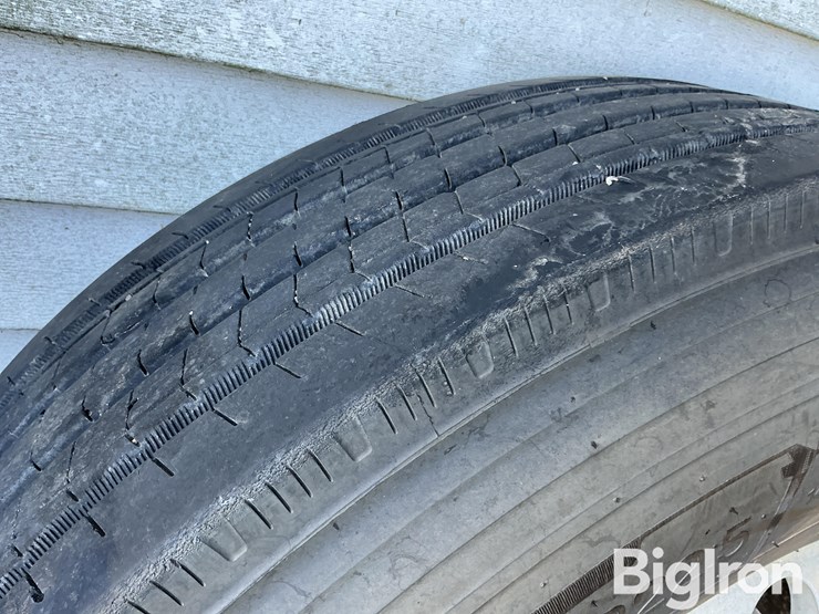 295/75r22.5-truck-tires-image-10