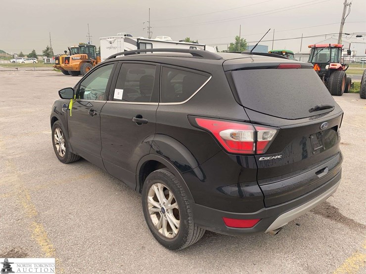 2018-ford-escape-se-image-7