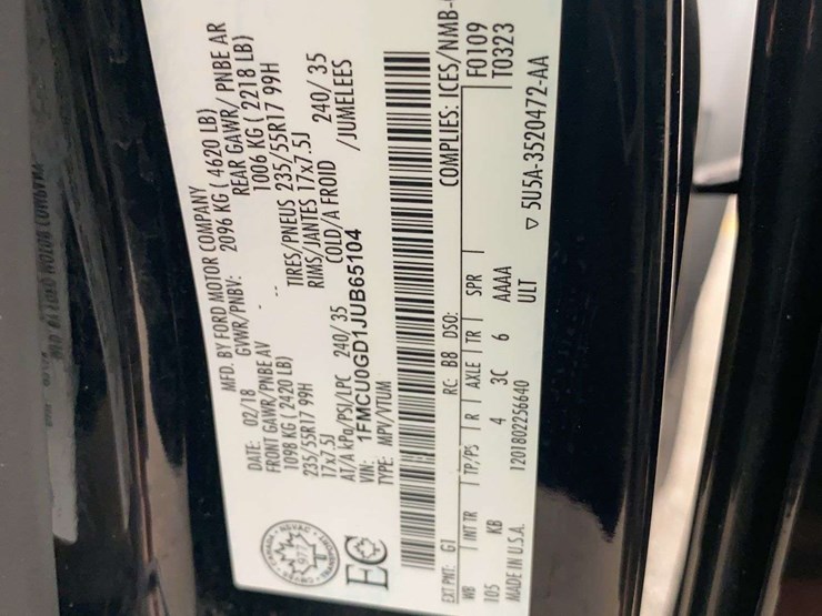 2018-ford-escape-se-image-19