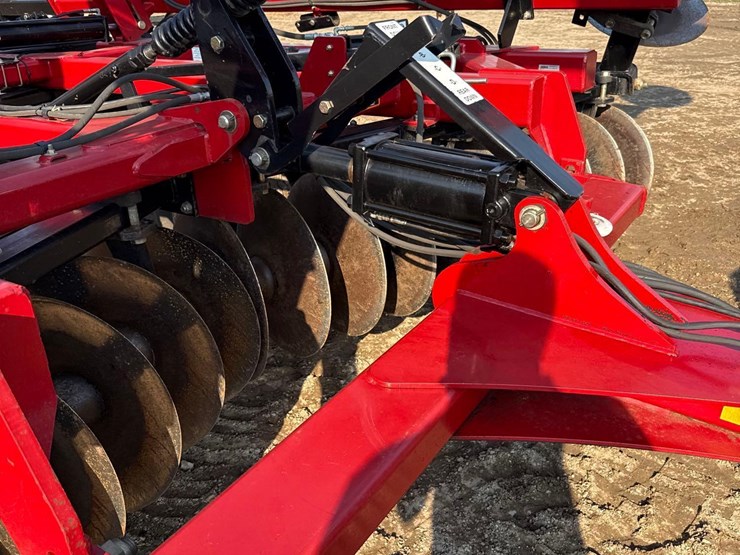 2012-case-ih-370-image-44