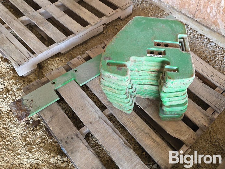 john-deere-suitcase-weights-image-7