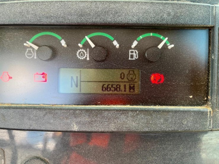2016-deere-310sl-hl-image-50
