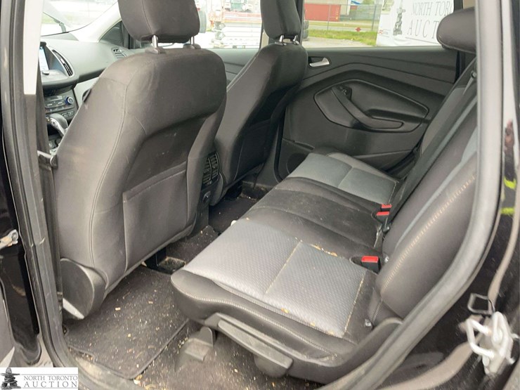 2019-ford-escape-image-15