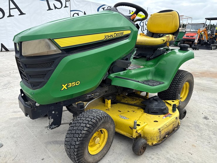 2017-john-deere-x350-image-1