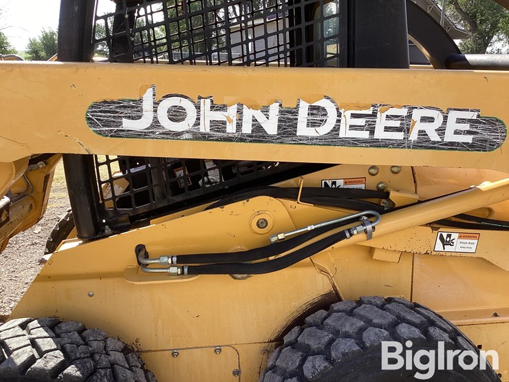 2003-john-deere-250-image-18
